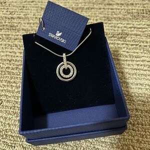 *NEW IN BOX* Swarovski Circle Crystal Pendant Necklace